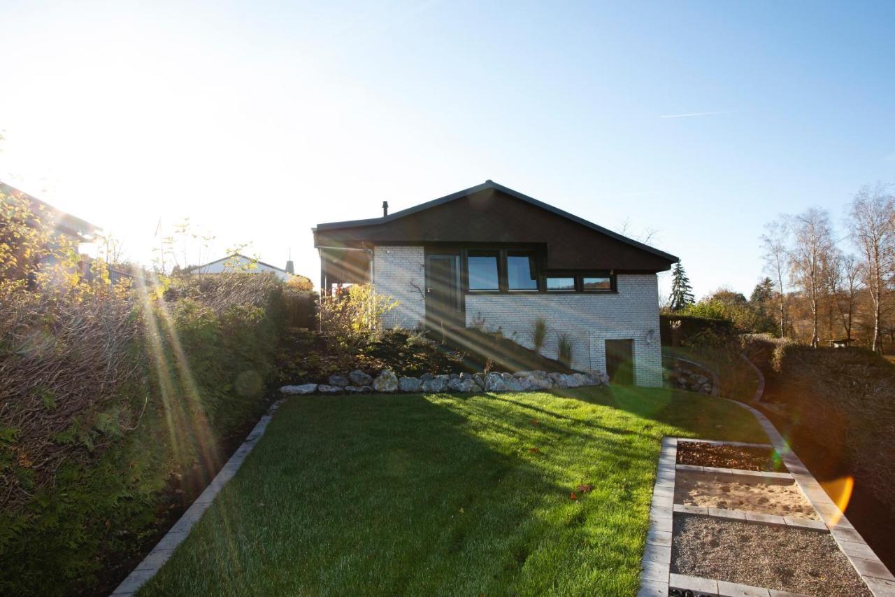 Charmantes Haus Am Hennesee Meschede Exteriör bild